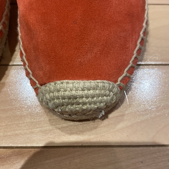 Tory Burch Salmon Colour Espadrilles - Picture 3 of 7